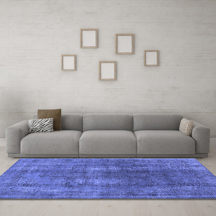 Machine Washable Oriental Blue Industrial Rug in a Living Room, wshurb1884blu