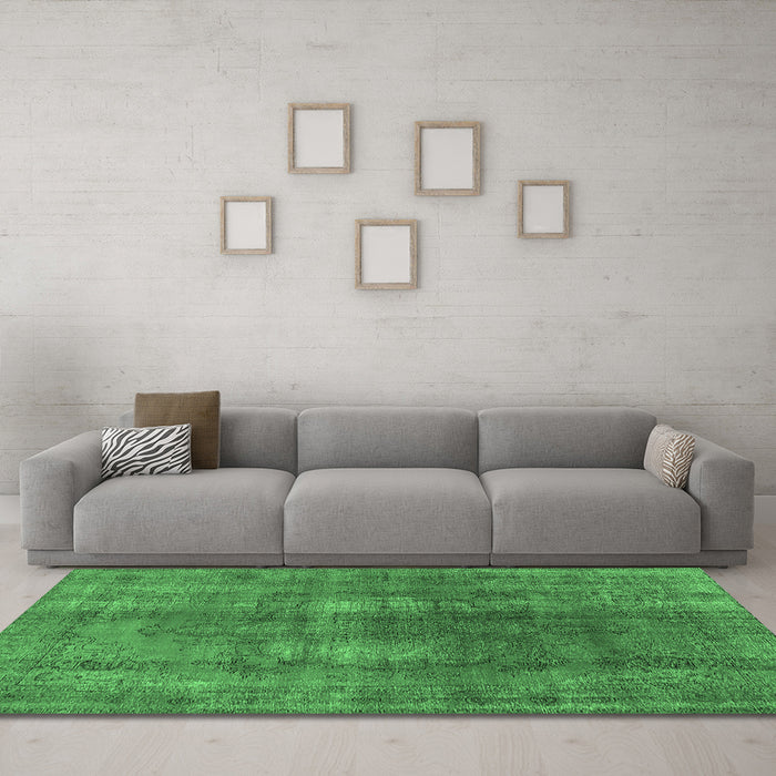 Machine Washable Oriental Emerald Green Industrial Area Rugs in a Living Room,, wshurb1884emgrn