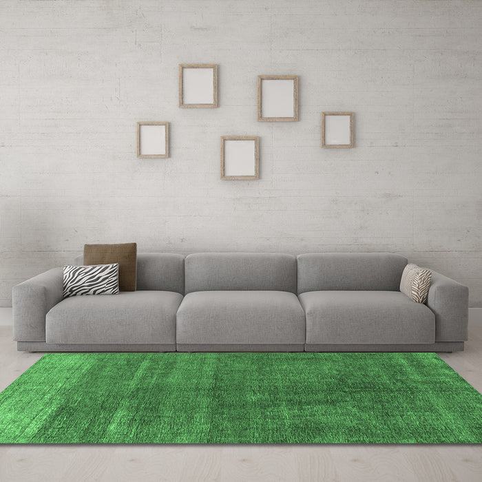 Machine Washable Oriental Emerald Green Industrial Area Rugs in a Living Room,, wshurb1886emgrn