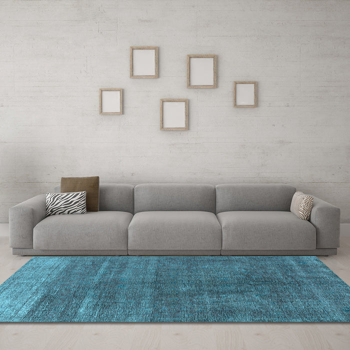 Machine Washable Oriental Light Blue Industrial Rug in a Living Room, wshurb1886lblu