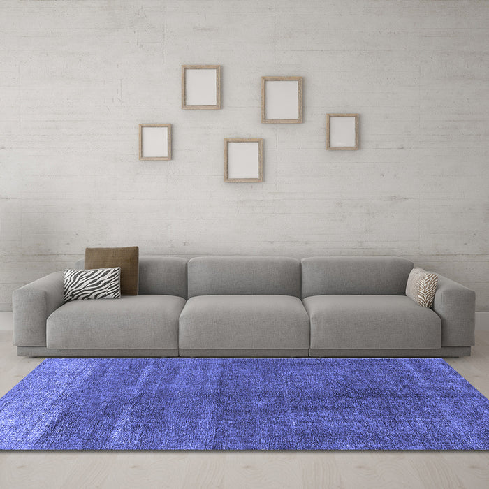 Machine Washable Oriental Blue Industrial Rug in a Living Room, wshurb1886blu