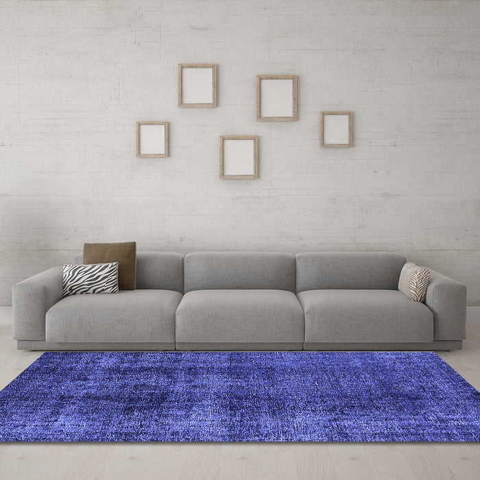 Machine Washable Oriental Blue Industrial Rug in a Living Room, wshurb1887blu