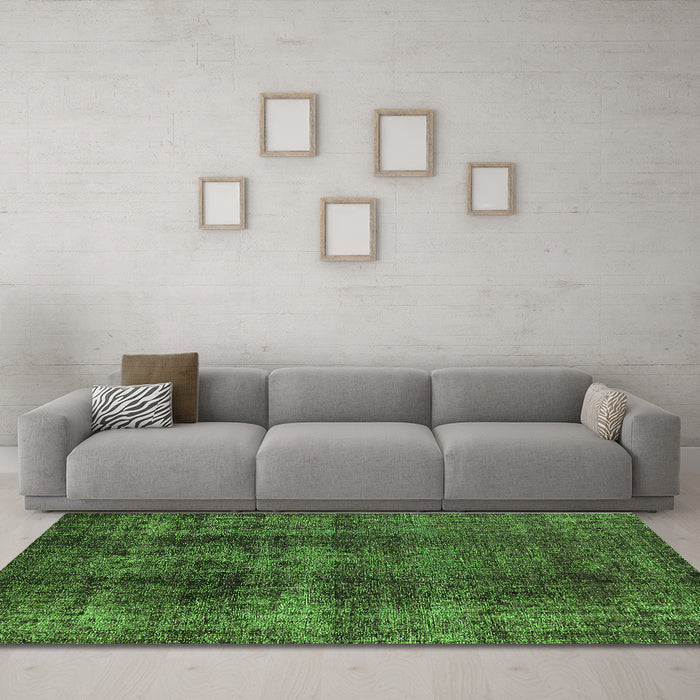 Machine Washable Oriental Green Industrial Area Rugs in a Living Room,, wshurb1887grn