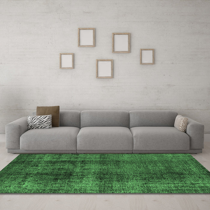 Machine Washable Oriental Emerald Green Industrial Area Rugs in a Living Room,, wshurb1887emgrn