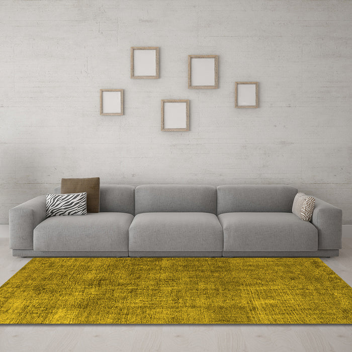 Machine Washable Oriental Yellow Industrial Rug in a Living Room, wshurb1888yw