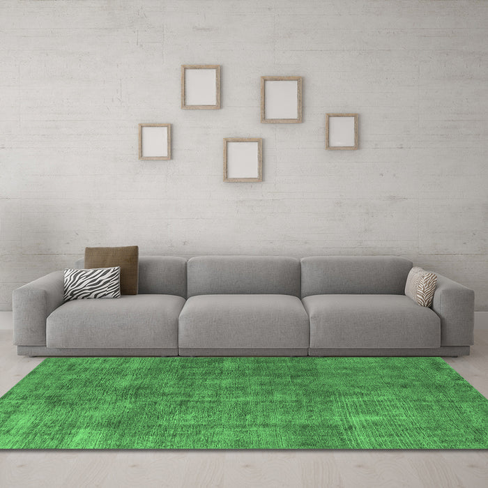 Machine Washable Oriental Emerald Green Industrial Area Rugs in a Living Room,, wshurb1888emgrn