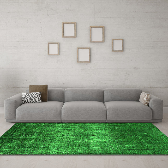 Machine Washable Oriental Green Industrial Area Rugs in a Living Room,, wshurb1889grn