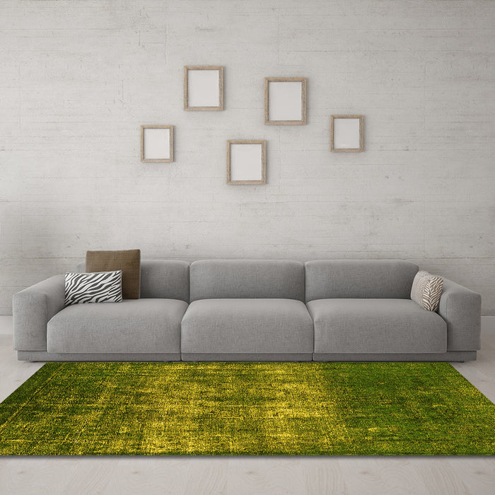 Machine Washable Oriental Yellow Industrial Rug in a Living Room, wshurb1889yw