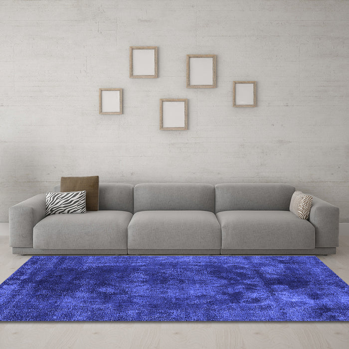 Machine Washable Oriental Blue Industrial Rug in a Living Room, wshurb1890blu