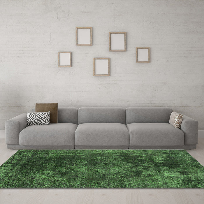 Machine Washable Oriental Green Industrial Area Rugs in a Living Room,, wshurb1890grn