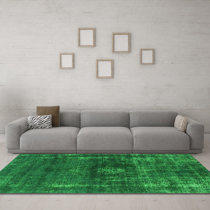 Machine Washable Oriental Green Industrial Area Rugs in a Living Room,, wshurb1894grn