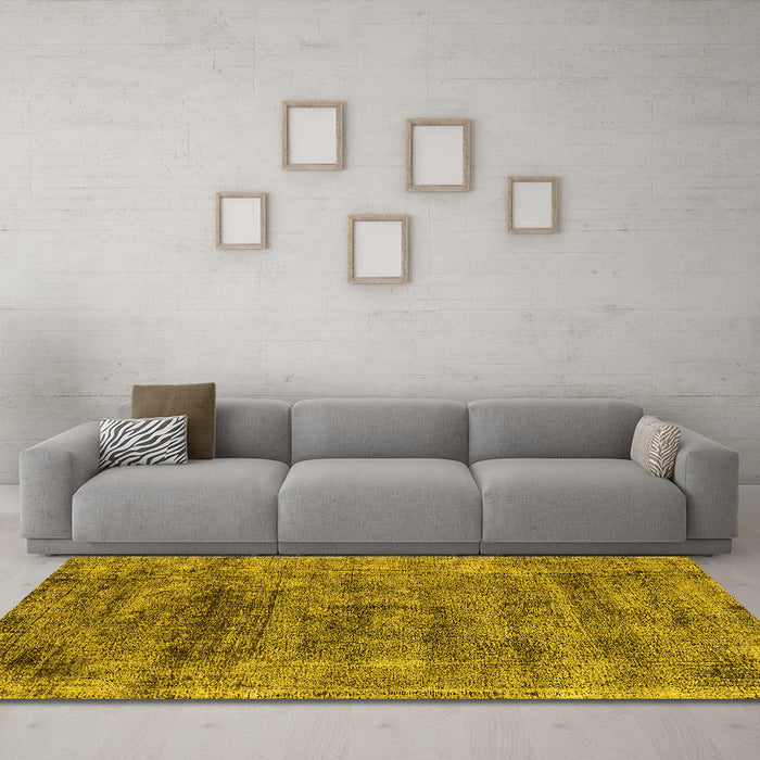 Machine Washable Oriental Yellow Industrial Rug in a Living Room, wshurb1896yw