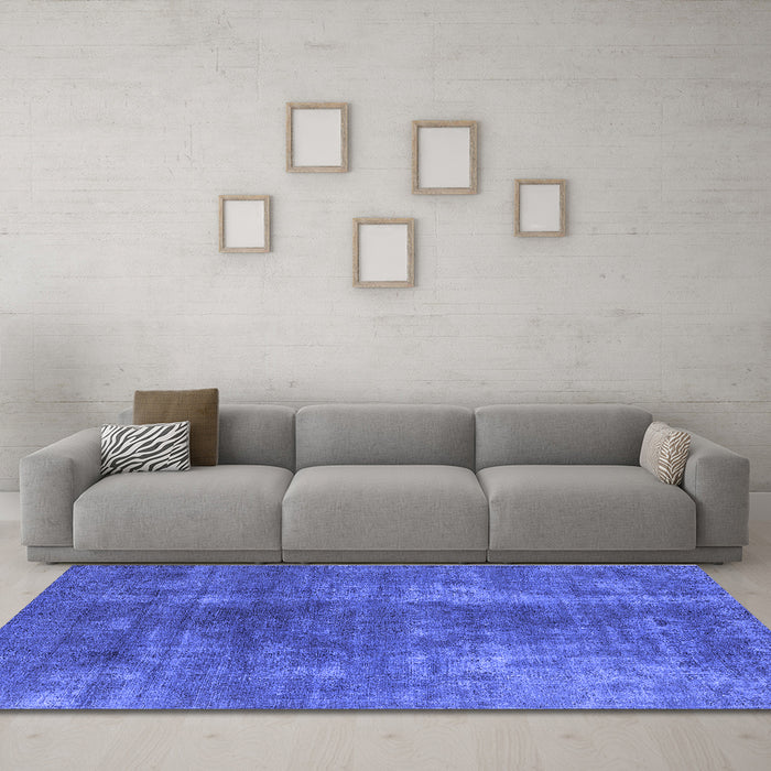 Machine Washable Oriental Blue Industrial Rug in a Living Room, wshurb1897blu