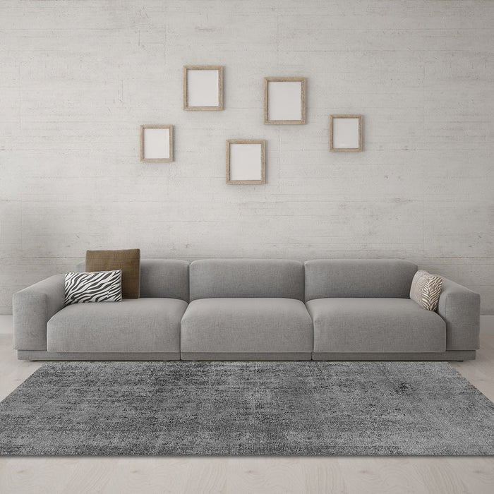 Machine Washable Oriental Gray Industrial Rug in a Living Room,, wshurb1900gry