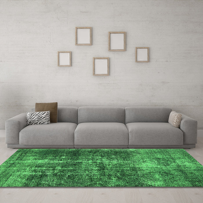 Machine Washable Oriental Green Industrial Area Rugs in a Living Room,, wshurb1901grn