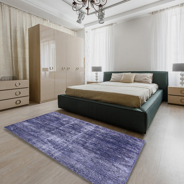 Mid-Century Modern Purple Oriental Rug in a Bedroom, urb1901