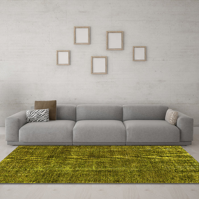 Machine Washable Oriental Yellow Industrial Rug in a Living Room, wshurb1904yw