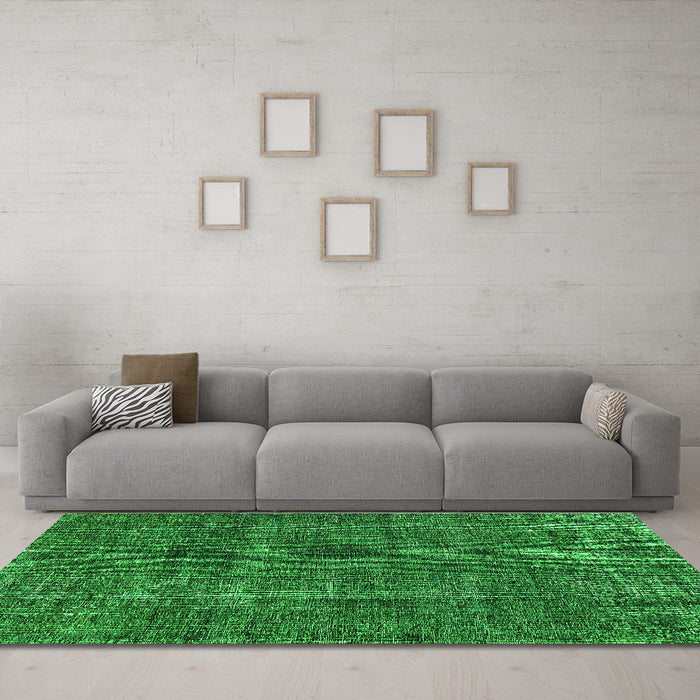 Machine Washable Oriental Green Industrial Area Rugs in a Living Room,, wshurb1904grn