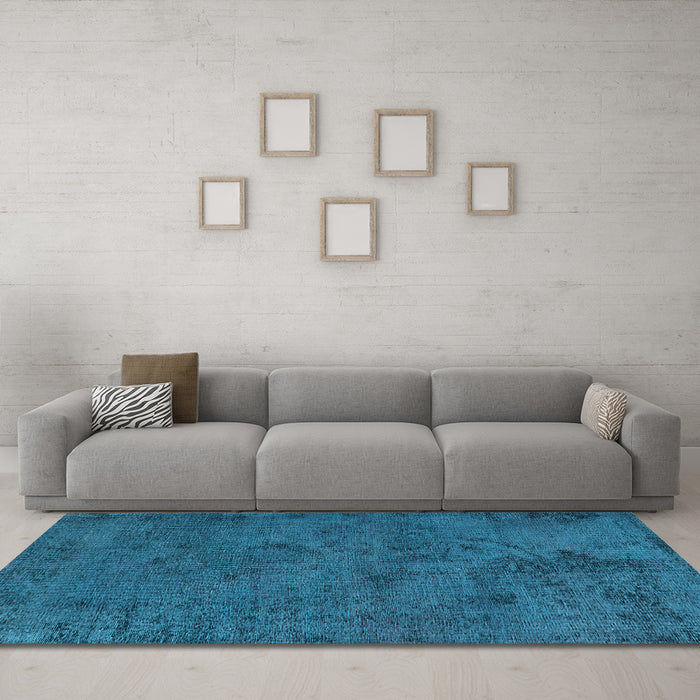 Machine Washable Oriental Light Blue Industrial Rug in a Living Room, wshurb1905lblu