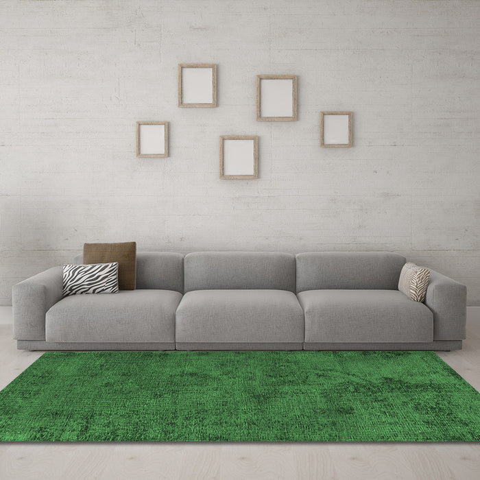 Machine Washable Oriental Emerald Green Industrial Area Rugs in a Living Room,, wshurb1905emgrn