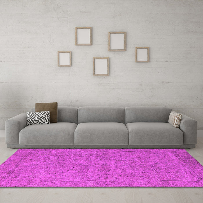 Machine Washable Oriental Pink Industrial Rug in a Living Room, wshurb1908pnk
