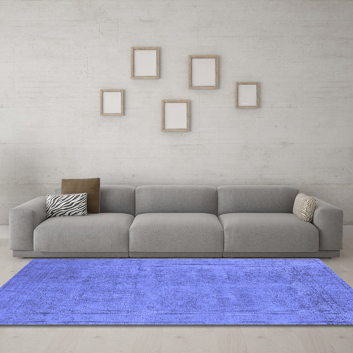 Machine Washable Oriental Blue Industrial Rug in a Living Room, wshurb1909blu