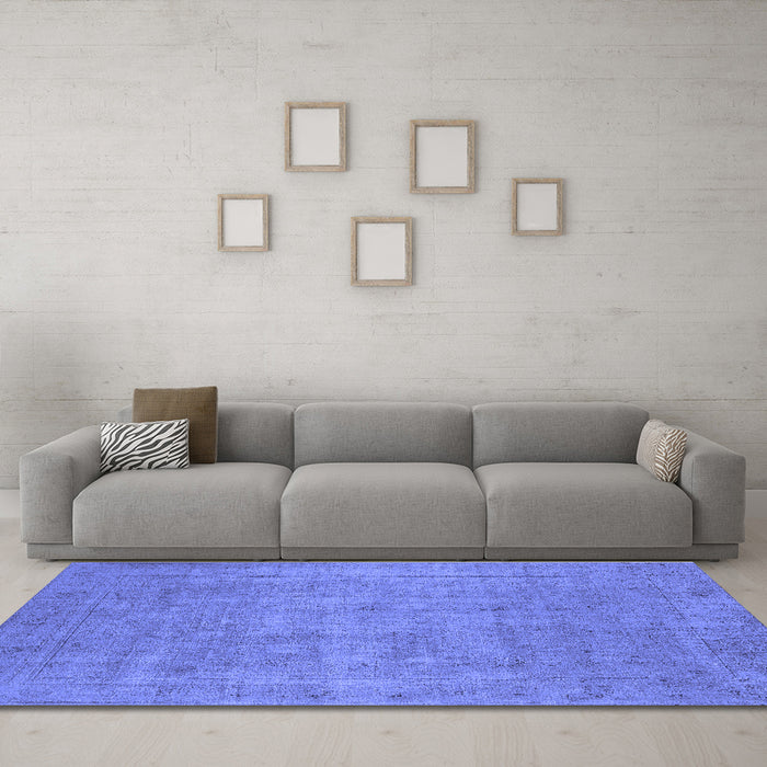 Machine Washable Oriental Blue Industrial Rug in a Living Room, wshurb1913blu