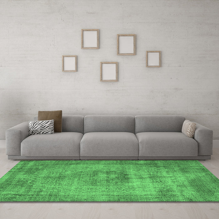 Machine Washable Oriental Emerald Green Industrial Area Rugs in a Living Room,, wshurb1914emgrn
