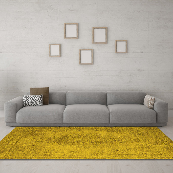 Machine Washable Oriental Yellow Industrial Rug in a Living Room, wshurb1920yw