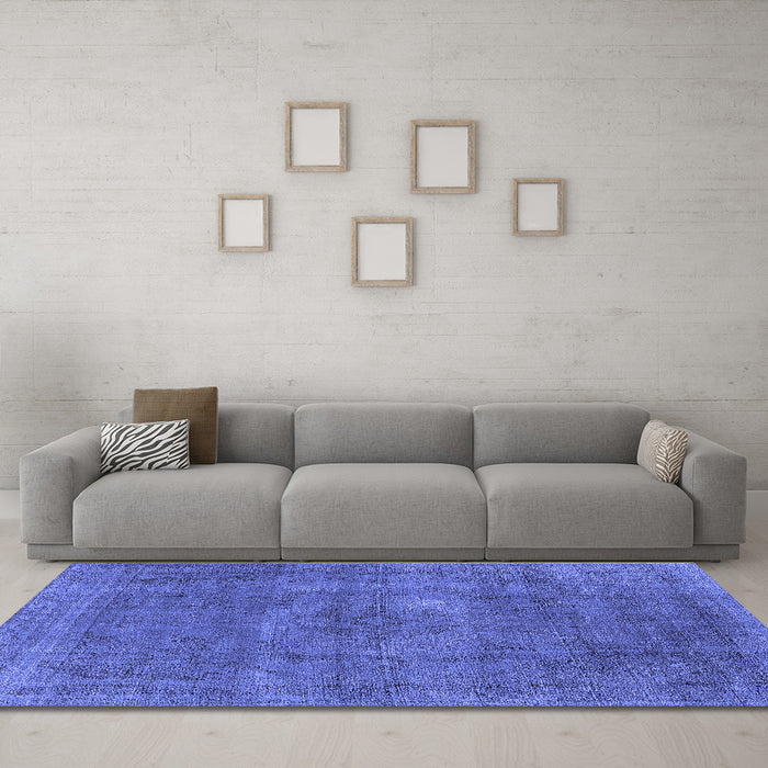 Machine Washable Oriental Blue Industrial Rug in a Living Room, wshurb1923blu