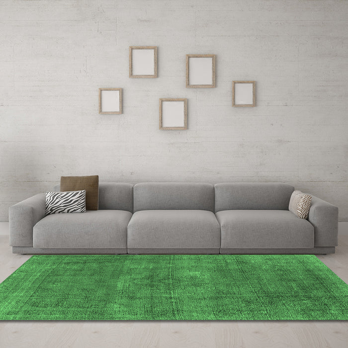 Machine Washable Oriental Emerald Green Industrial Area Rugs in a Living Room,, wshurb1923emgrn
