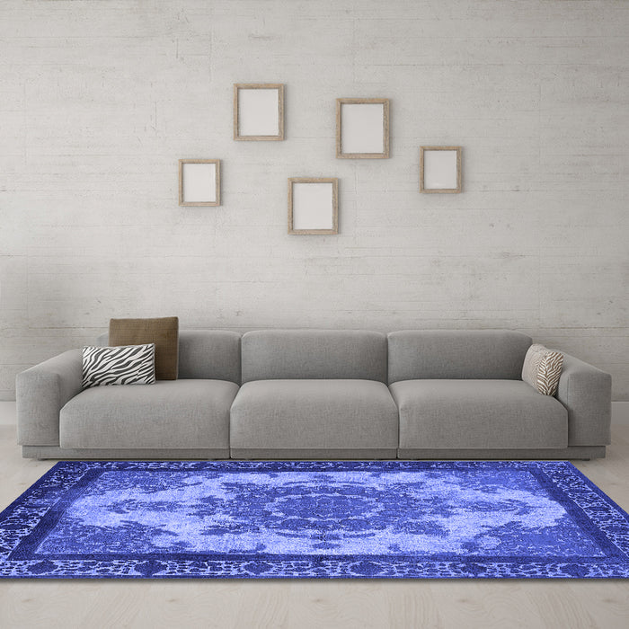 Machine Washable Oriental Blue Industrial Rug in a Living Room, wshurb1927blu