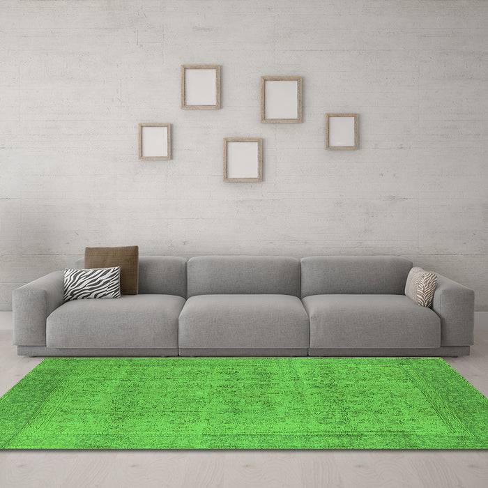 Machine Washable Oriental Green Industrial Area Rugs in a Living Room,, wshurb1930grn
