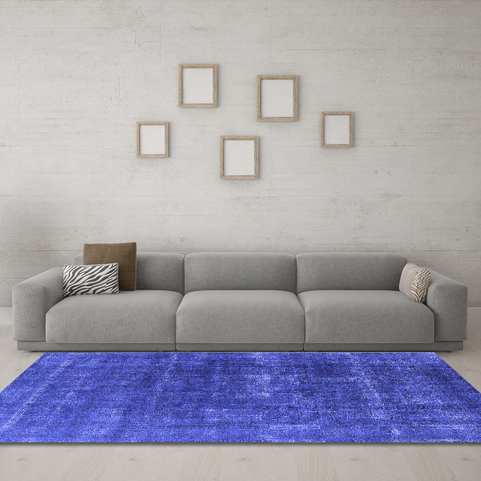 Machine Washable Oriental Blue Industrial Rug in a Living Room, wshurb1936blu