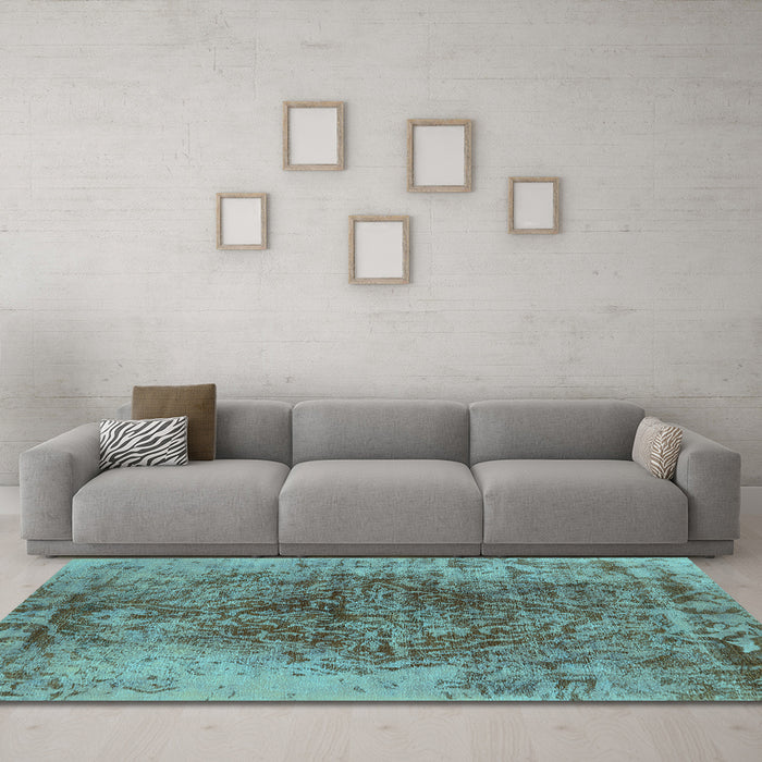 Machine Washable Oriental Light Blue Industrial Rug in a Living Room, wshurb1937lblu