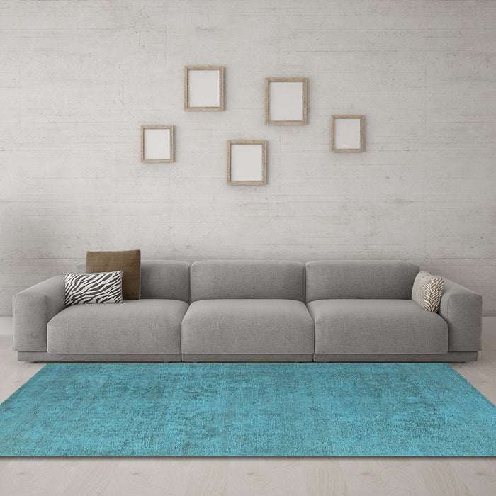 Machine Washable Oriental Light Blue Industrial Rug in a Living Room, wshurb1938lblu