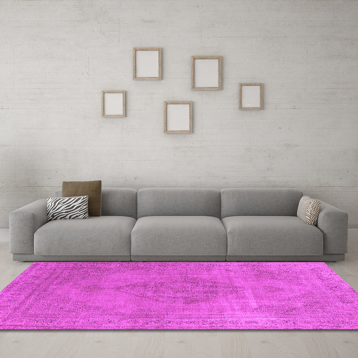 Machine Washable Oriental Pink Industrial Rug in a Living Room, wshurb1939pnk