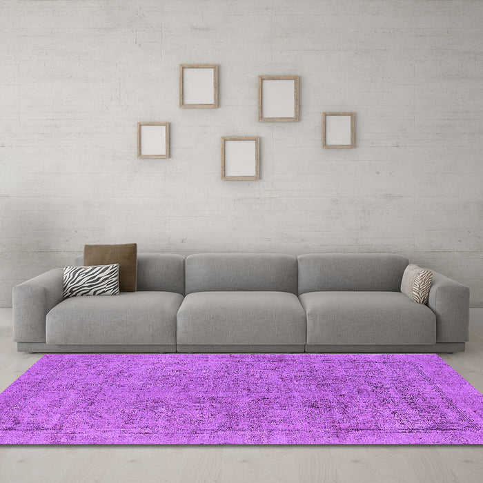 Machine Washable Oriental Purple Industrial Area Rugs in a Living Room, wshurb1941pur