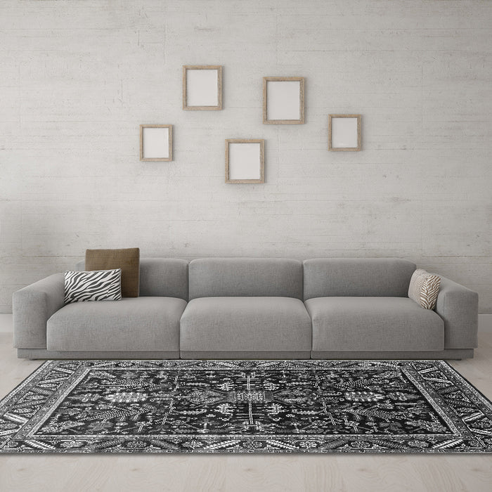 Machine Washable Oriental Gray Industrial Rug in a Living Room,, wshurb1945gry