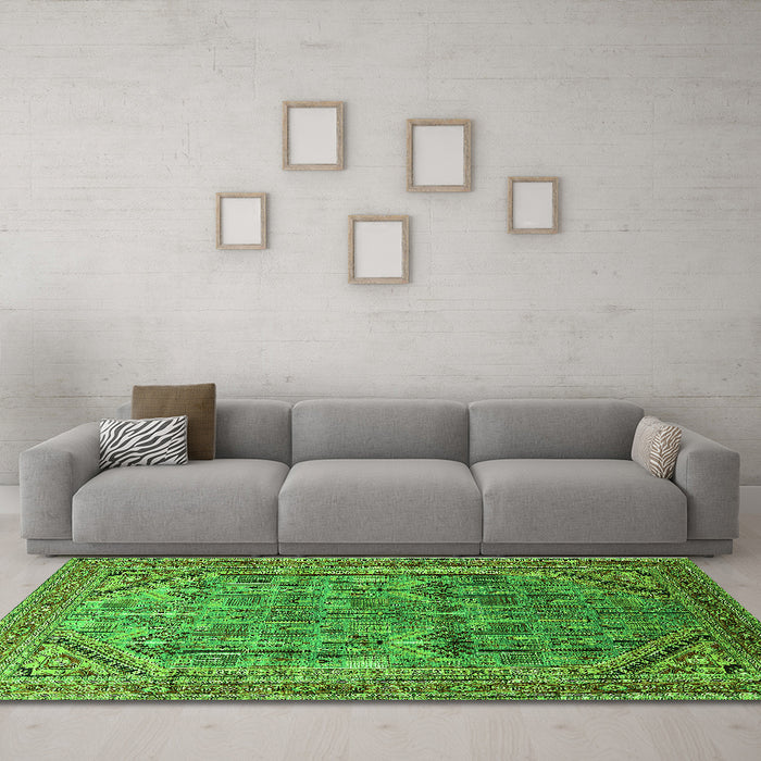 Machine Washable Oriental Green Industrial Area Rugs in a Living Room,, wshurb1946grn
