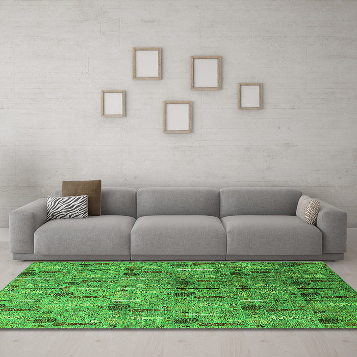 Machine Washable Oriental Green Industrial Area Rugs in a Living Room,, wshurb1947grn