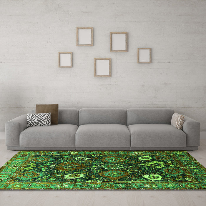 Machine Washable Oriental Green Industrial Area Rugs in a Living Room,, wshurb1948grn