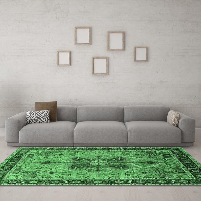 Machine Washable Oriental Emerald Green Industrial Area Rugs in a Living Room,, wshurb1952emgrn