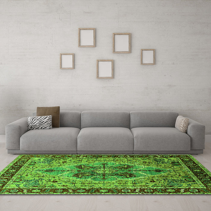 Machine Washable Oriental Green Industrial Area Rugs in a Living Room,, wshurb1952grn