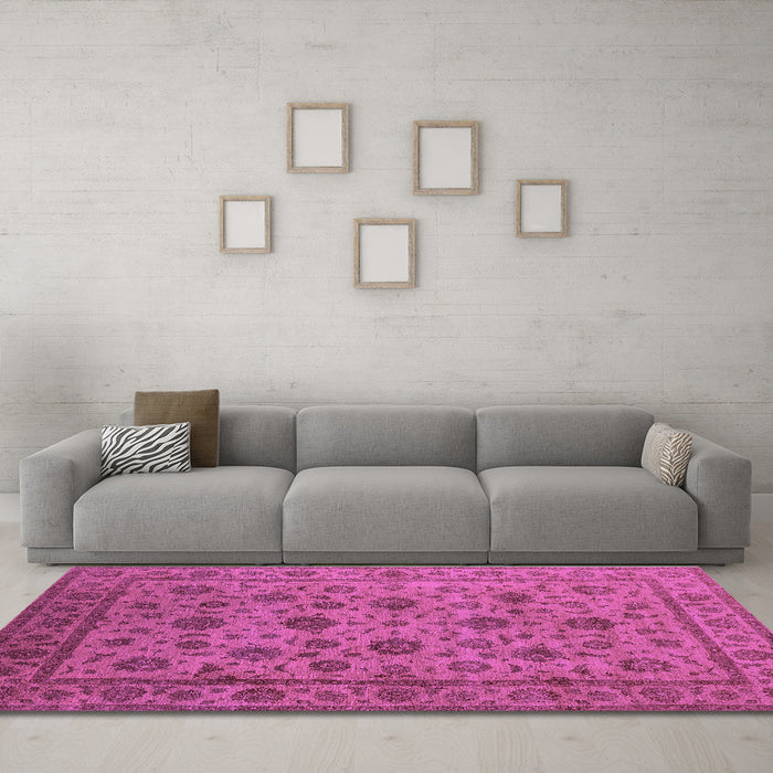 Machine Washable Oriental Purple Industrial Area Rugs in a Living Room, wshurb1956pur