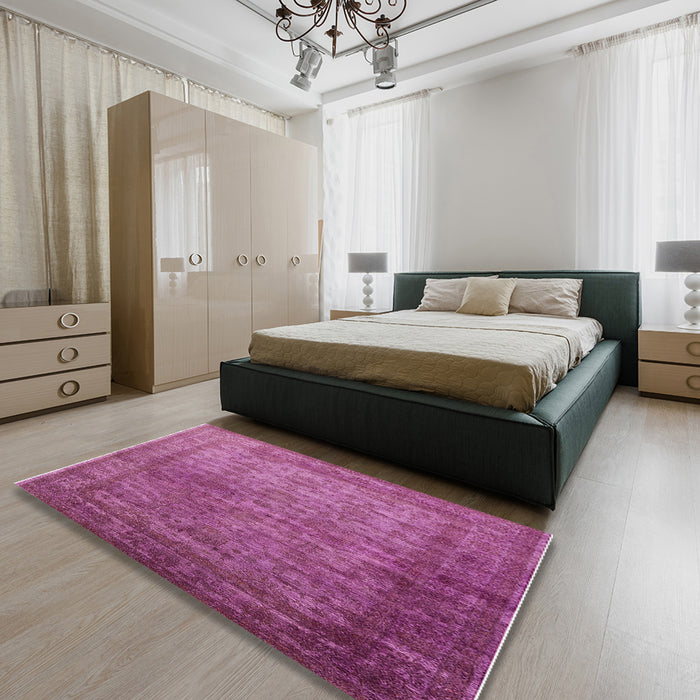 Machine Washable Industrial Modern Medium Violet Red Pink Rug in a Bedroom, wshurb1960