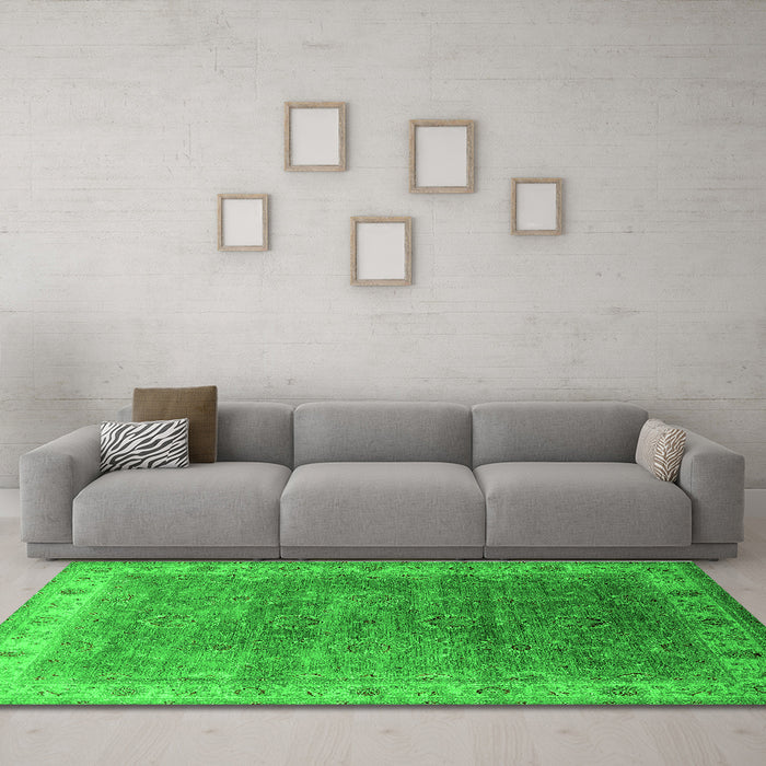 Machine Washable Oriental Green Industrial Area Rugs in a Living Room,, wshurb1961grn