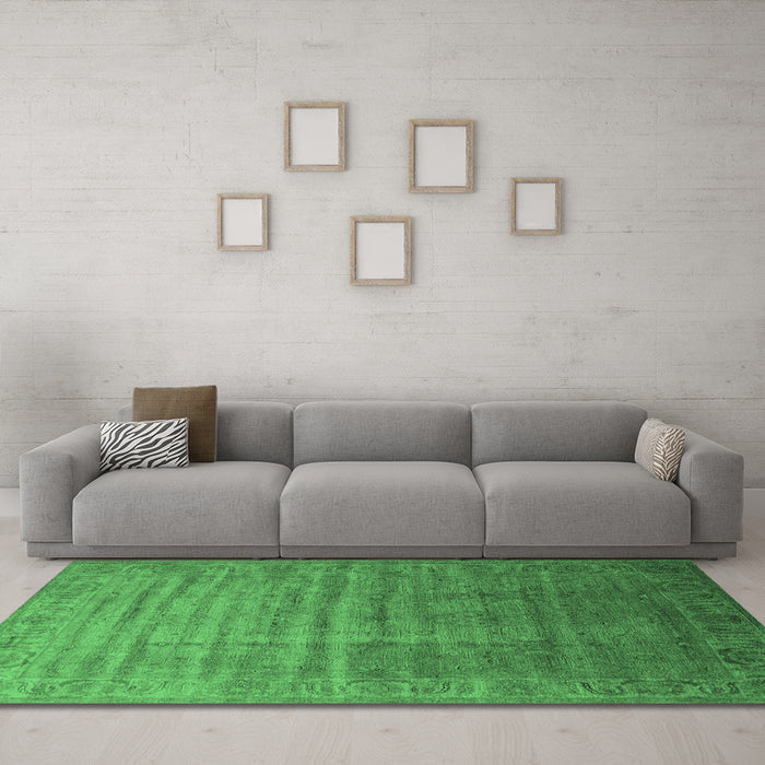 Machine Washable Oriental Emerald Green Industrial Area Rugs in a Living Room,, wshurb1964emgrn