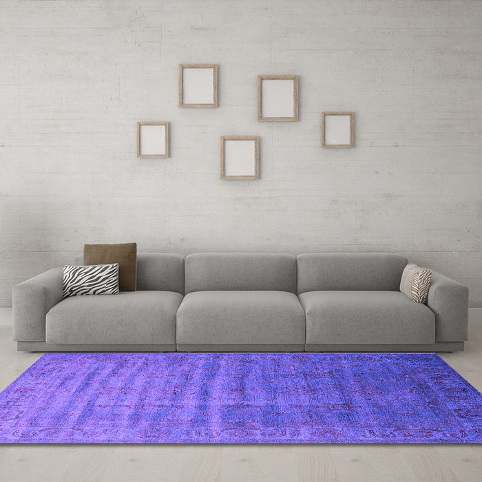 Machine Washable Oriental Purple Industrial Area Rugs in a Living Room, wshurb1964pur