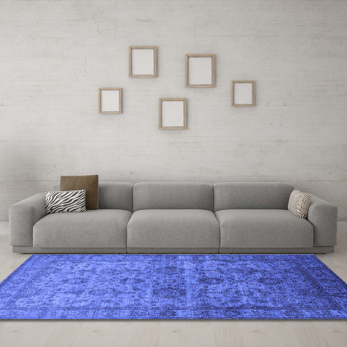 Machine Washable Oriental Blue Industrial Rug in a Living Room, wshurb1965blu